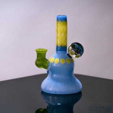 Natrix Glass Pastel Blue Yellow Banger Hanger: Dual-Color Rig, 14mm Joint, Durable Glass, Compact Banger Hanger, Artistic Flair