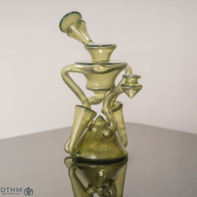 RichVilla Focal Point Recycler: Satin Shifter Glass, Solid Color, Premium Recycler, Smooth Airflow, Durable Glass